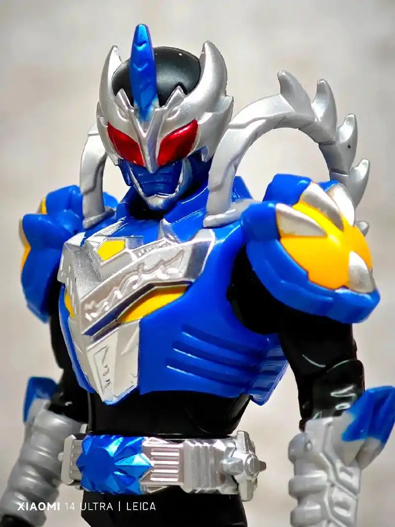 奥迪双钻铠装系列 铠甲勇士风鹰侠.#奥迪双钻 #大人也要玩玩 - 抖音