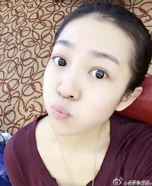 38岁庄士集团阔少庄家彬娶内地女友程新惠,曾与傅明宪9年姐弟恋