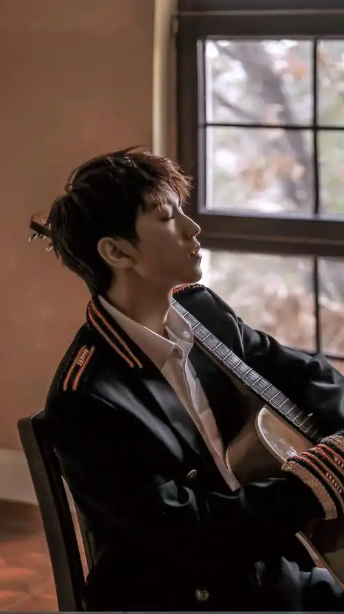 王俊凯真是个浪漫又温柔至极的人啊