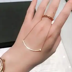 欧洲代购tiffany/蒂芙尼笑脸项链 18k金 带钻 微笑女士百搭锁骨链