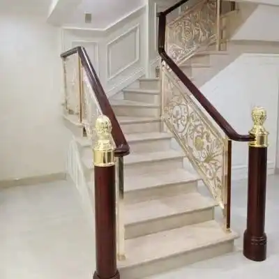 别墅镀金铜楼梯扶手 室外不锈钢铜艺护栏沉稳又美观