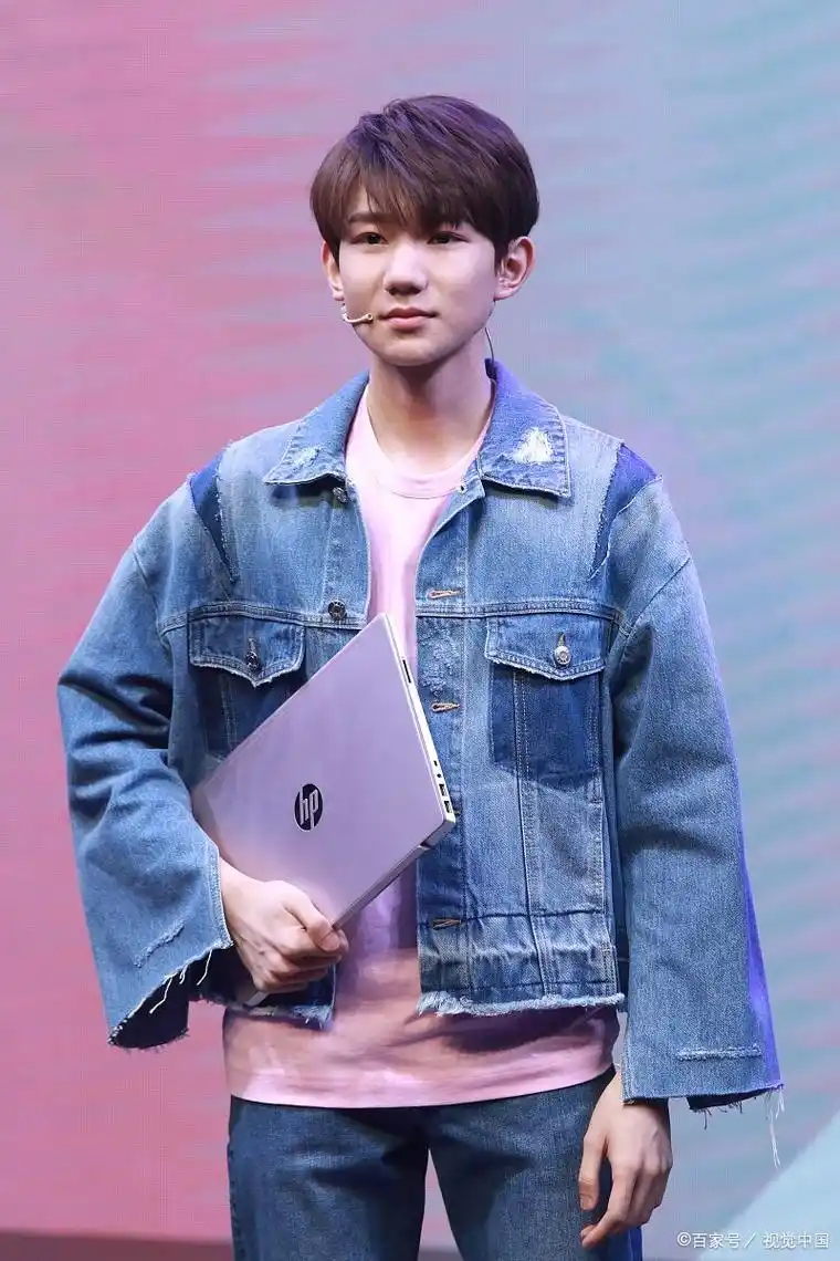 体育明星代言人价格表