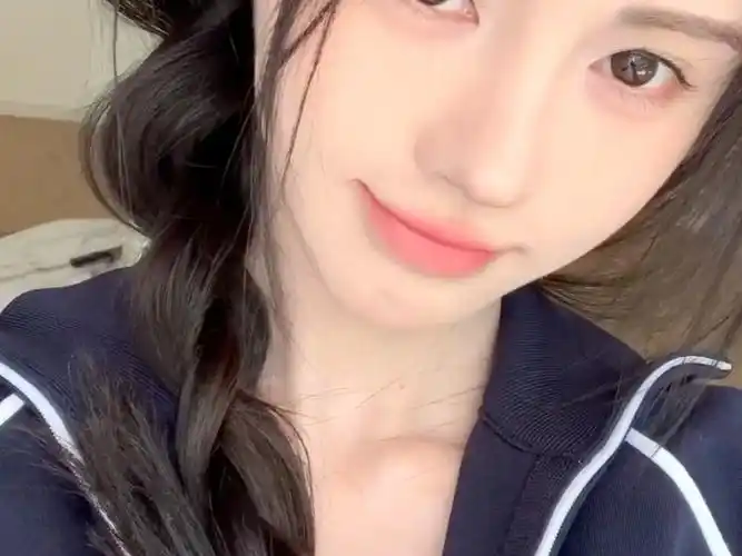 有几张小鞠以前的照片