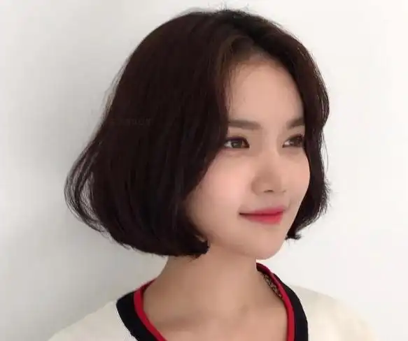 这3款减龄短发显高显脸小矮个子小女生的最爱