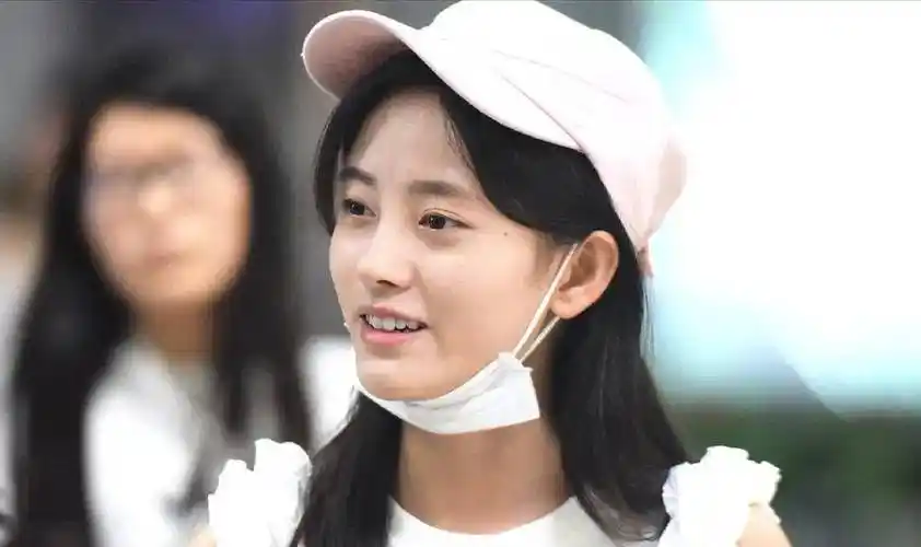 原创女星素颜照大起底贾玲居然鹤立鸡群鞠婧祎的皮肤简直磨皮效果