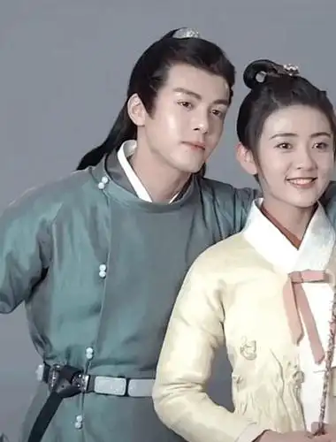 关于梁洁曾舜晞第二次合作的图片及评论