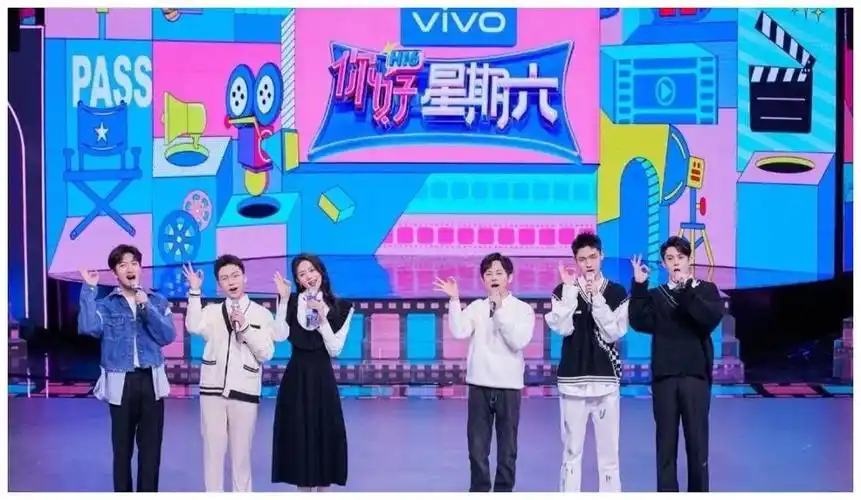 《快乐大本营》改版上映,快乐家族只剩何炅,新人加盟收视率爆棚_腾讯