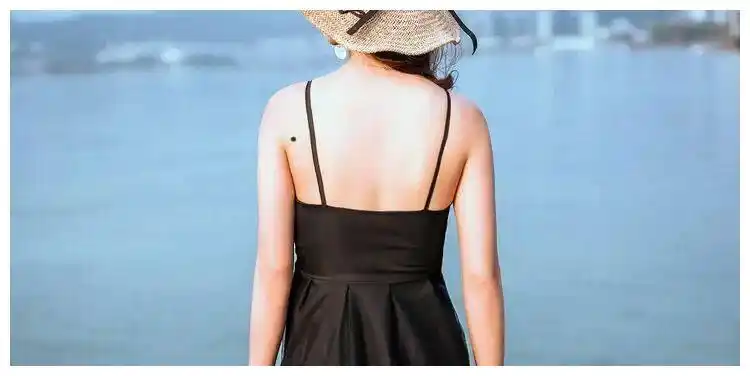 石崇巨富痣有一种说法是,"有福之人,痣背人;无福之人,人背痣",还有说