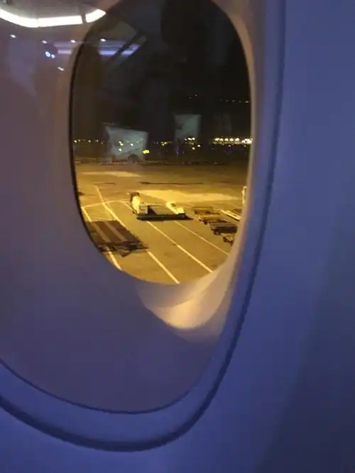 在广州机场唯一拍下来的照片