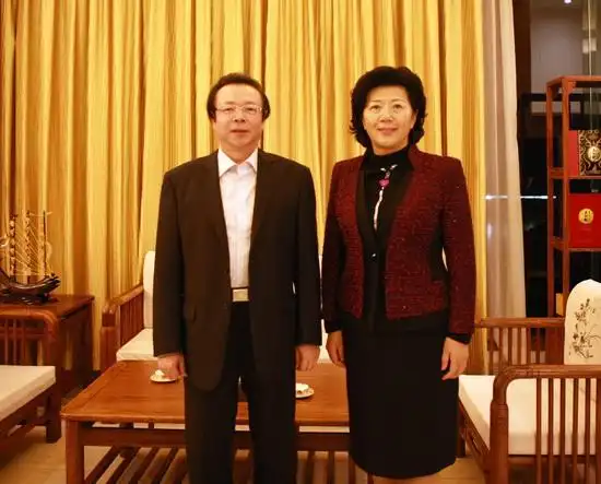 中国华融党委书记,董事长赖小民赴珠海调研拜会珠海市及横琴新区领导