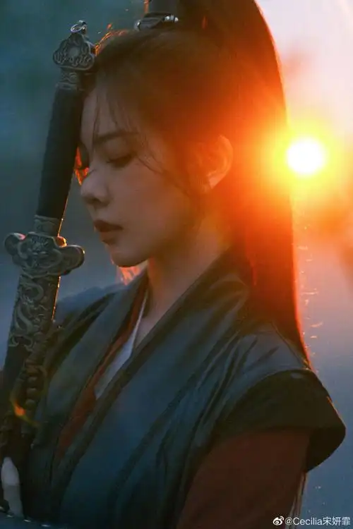 宋妍霏战损将军古风写真##宋妍霏古风侠女写真