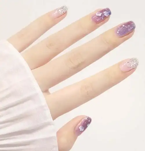 2021新款式夏日梦幻星空美甲图