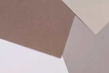 灰色和棕色的色调彩色纸几何组成背景与灰色和棕白色色调照片