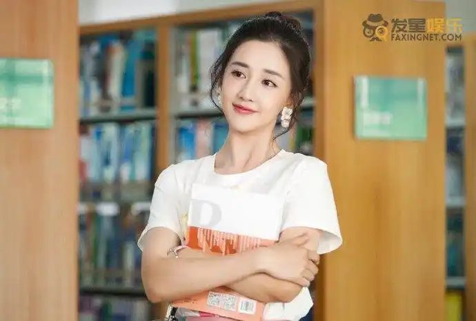 演员陈欣予是在2014年通过出演民国剧《大当家》而正式开启个人演艺