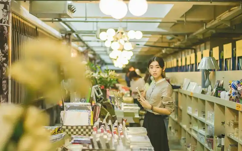 清新文艺美女写真高清电脑桌面主题壁纸图片