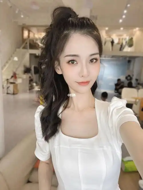 半扎高马尾真的太减龄太少女感啦