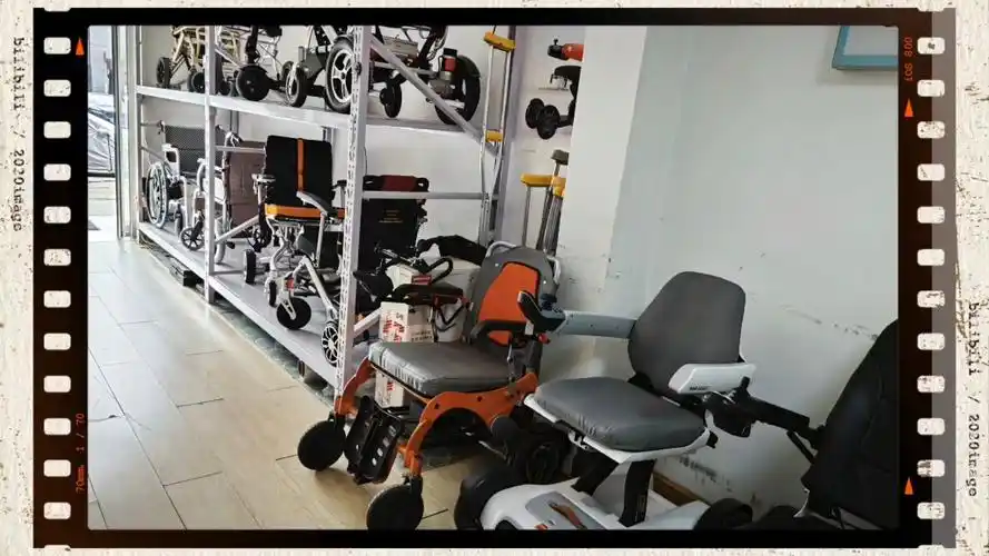 天津电动轮椅专卖店爬楼轮椅老年代步车手动轮椅