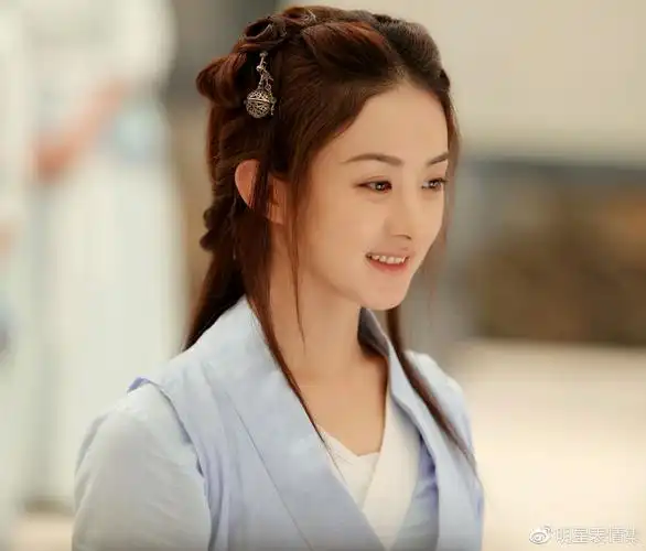 赵丽颖古装剧造型对比,出道初期好青涩