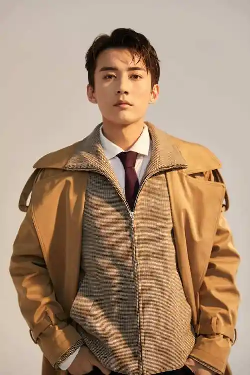 刘学义演技不错,他之前因为不降片酬得罪过片方,被人挂了好久,当时接