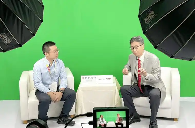 智云为科技视讯p&i官方新闻采访室提供专业灯效_摄影_支持_灯光