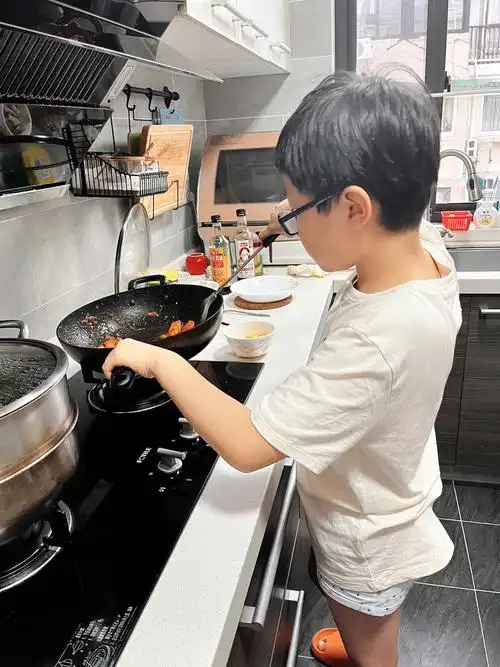 小学生烧菜