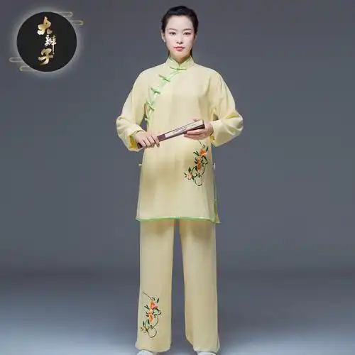 大辫子斜襟复古太极服女新款太极拳表演比赛练功太极服