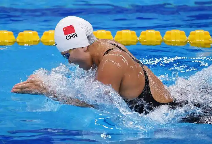 游泳——全国冠军赛:女子100米蛙泳预赛赛况