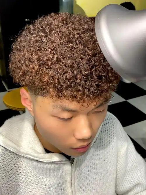 男生美式小卷随便梳越梳越卷男生拉美卷