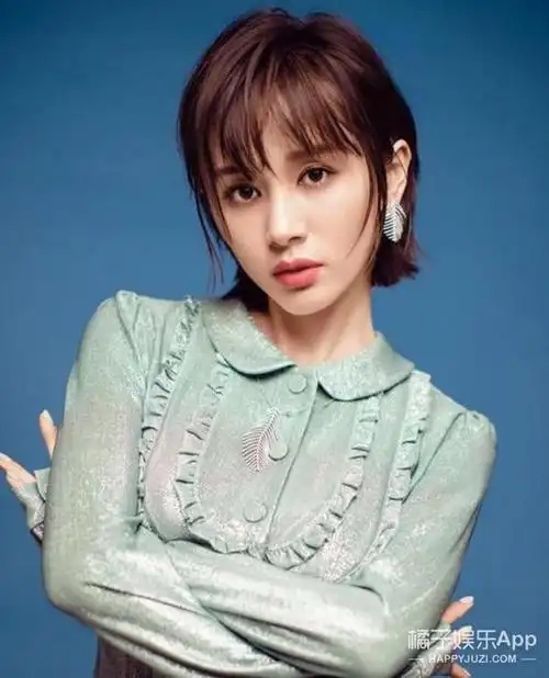 1987 年,王子文出生于四川省成都市.