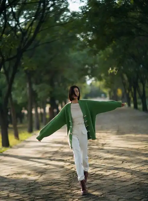 超模秋冬怎么穿?大表姐刘雯秋日穿搭学习