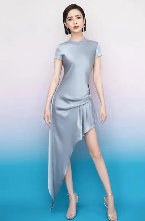 佟丽娅的性感高跟鞋_凉鞋_女神_明星