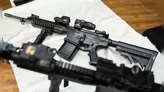 伊朗推出新型自动步枪,和美国ar系列步枪很像