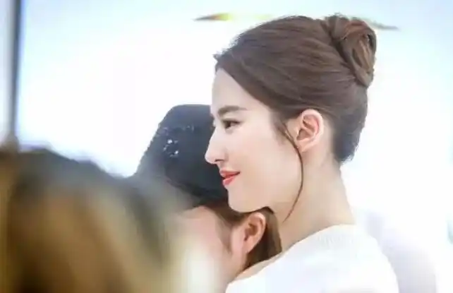 刘亦菲为什么在圈内没人敢要说她是扬州瘦马怎么回事