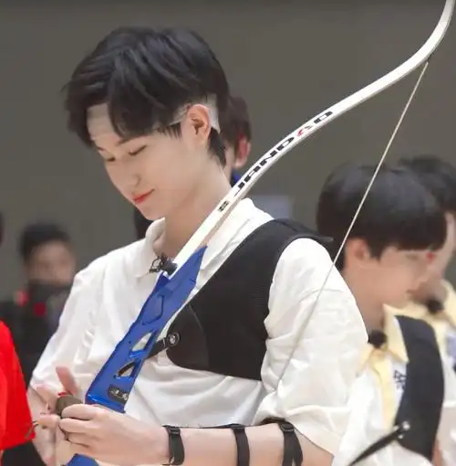 【tnt时代少年团张真源】 张真源射箭.tf家族2020夏季运动会.