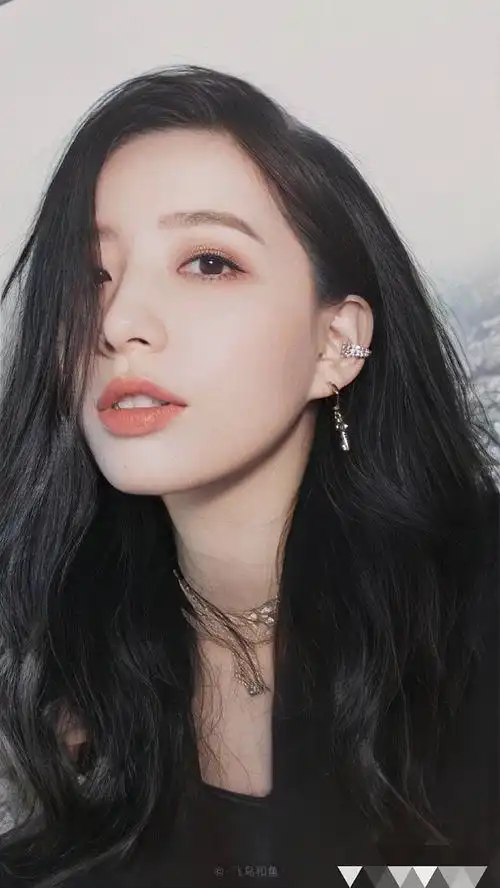 长发蛋真香漂亮姐姐李妮妮