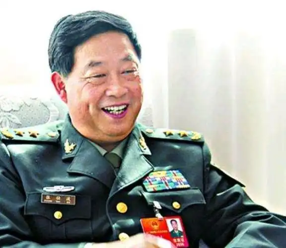 他曾任驻港部队司令员北京军区司令员63岁晋升上将今年68岁