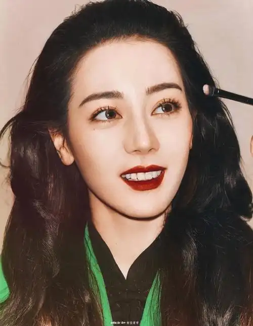 如何评价迪丽热巴的浓颜系长相?