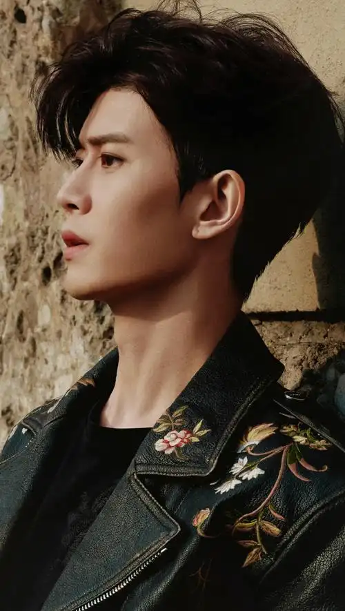 任嘉伦##任嘉伦米兰时装周##hello时装周##任嘉伦etro品牌代言