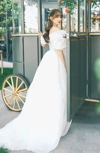 程潇减肥上瘾了瘦到漫画脸失去辨识度精修图都快认不出了