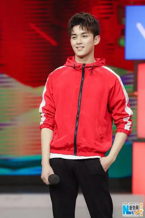 吴磊《快乐大本营》化身孙悟空 热闹迎新春