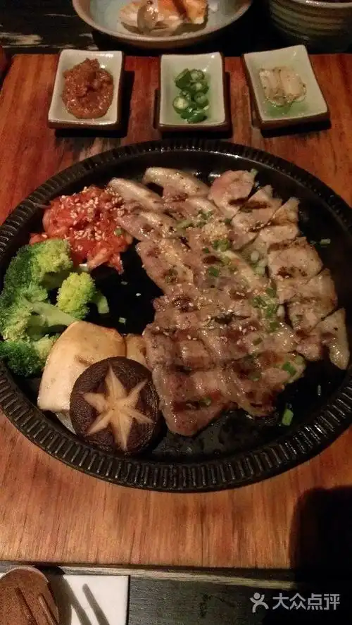倍乐创意韩国料理(静安店)韩式铁板烤五花肉图片 - 第133张