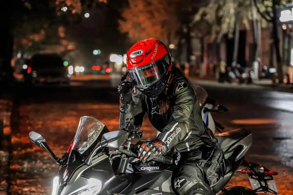 机车壁纸 每一天都想出佳为尼 - 抖音