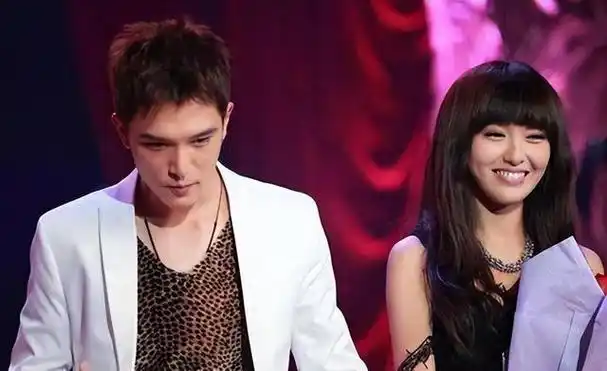 唐嫣:这辈子最正确的决定,就是甩了邱泽,投奔罗晋的怀抱