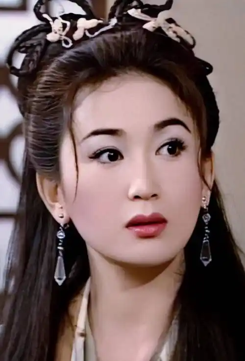 最美的"妲己"温碧霞 strong> /p>  p>温碧霞 /strong>,年轻时真实绝色