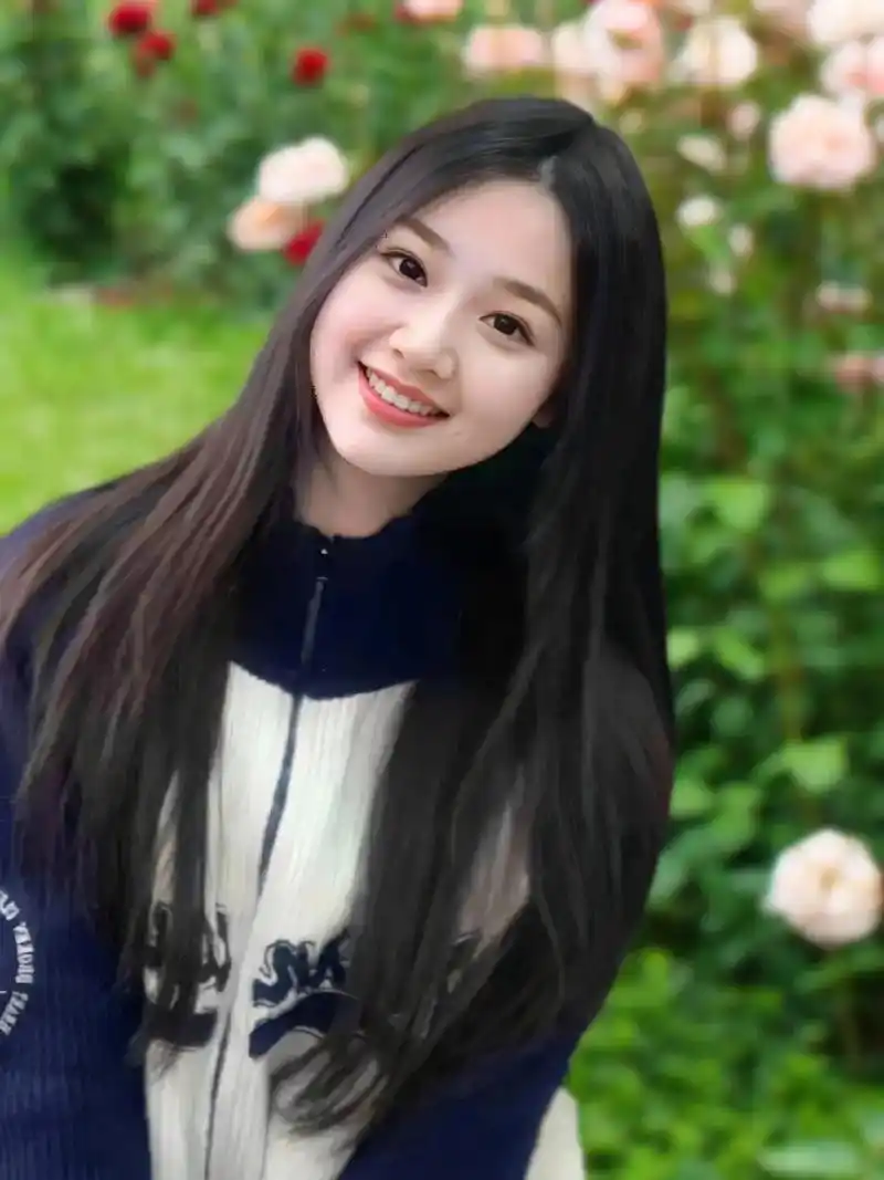 这样的微笑有人喜欢吗.#你是我的云雨 #绝世美颜 #治愈系笑 - 抖音