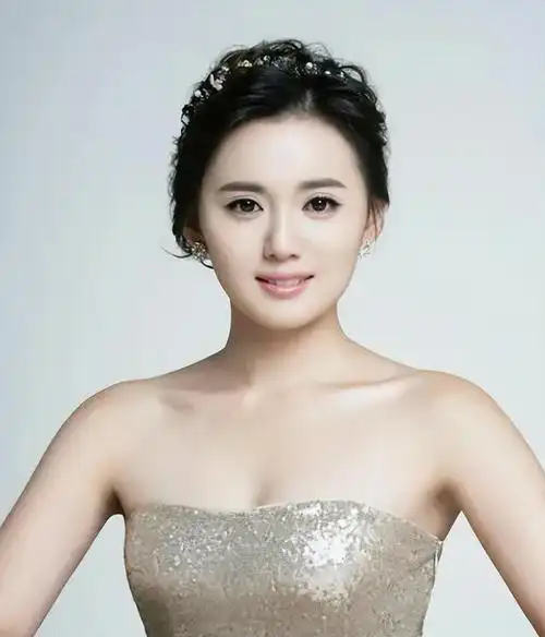 至今未婚的山东女明星,最大47岁,最小33岁