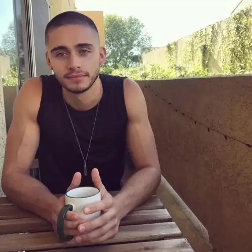 寸头男模maverickmcconnell