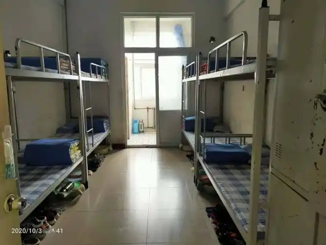 实验中学举行星级宿舍评选活动