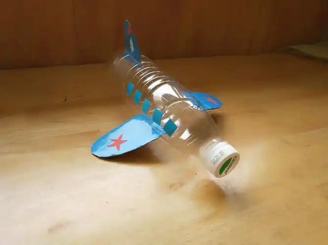 "庆六一,护环境"废旧物品亲子手工展——尉氏县启迪幼儿园 小一班