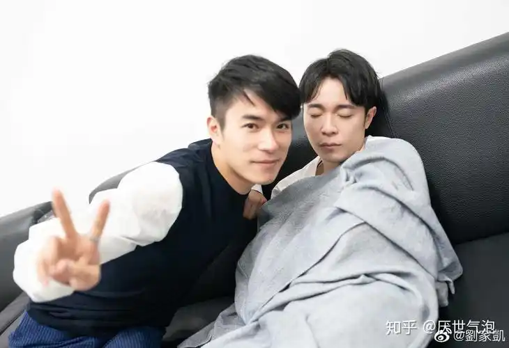 刘家凯对吴青峰的爱有多深? - 知乎